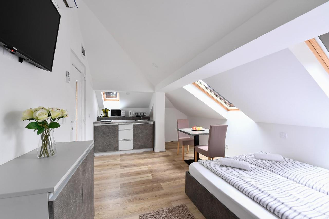 Oliver 2 Apartament *